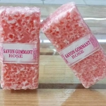 Savon gommant rose